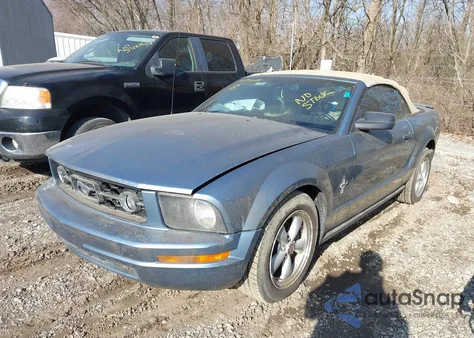 2007 Ford Mustang V6 Deluxe/V6 Premium z USA, uszkodzony, nr VIN 1ZVHT84N175324146